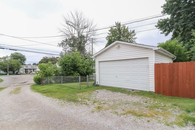 2002 E Michigan Street, Evansville, IN 47711