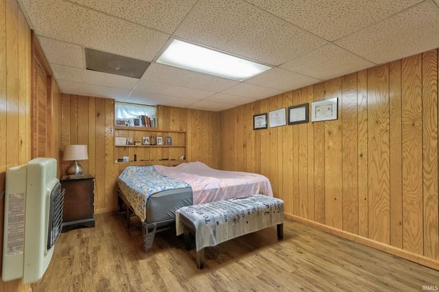 2002 E Michigan Street, Evansville, IN 47711