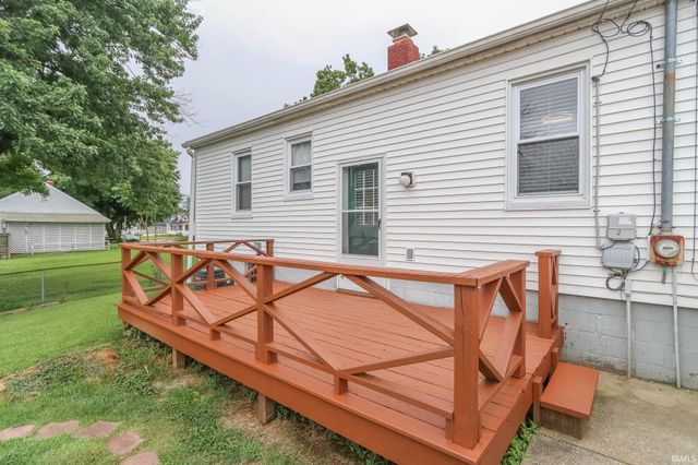 2002 E Michigan Street, Evansville, IN 47711