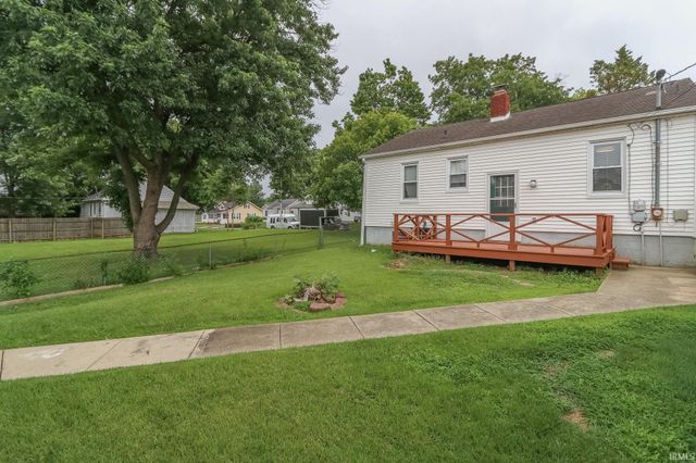 2002 E Michigan Street, Evansville, IN 47711