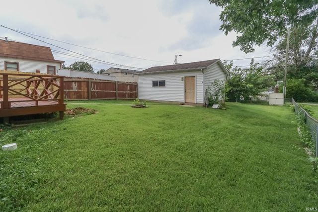 2002 E Michigan Street, Evansville, IN 47711