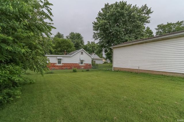 2002 E Michigan Street, Evansville, IN 47711
