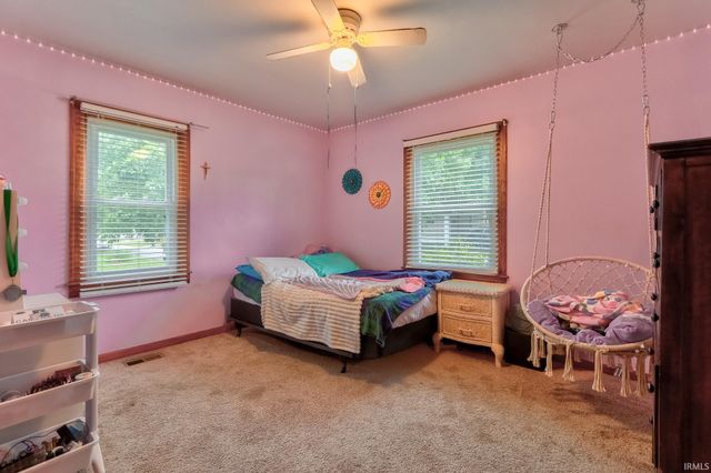2002 E Michigan Street, Evansville, IN 47711