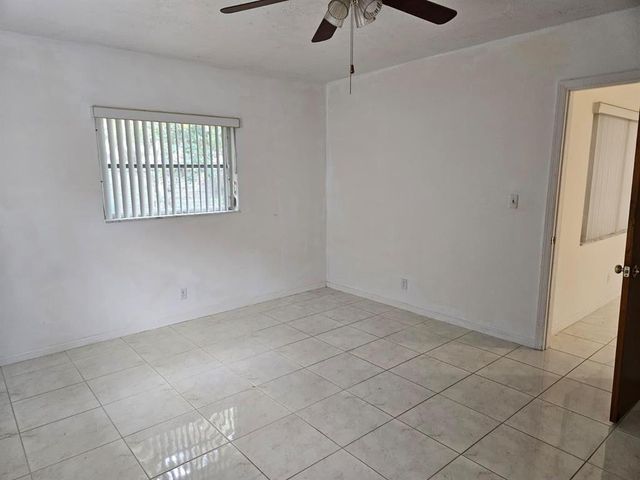7904 NW 70TH Court 1-2, Tamarac, FL 33321
