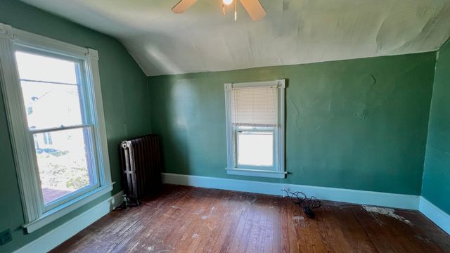 406 S Genesee Street, Morrison, IL 61270