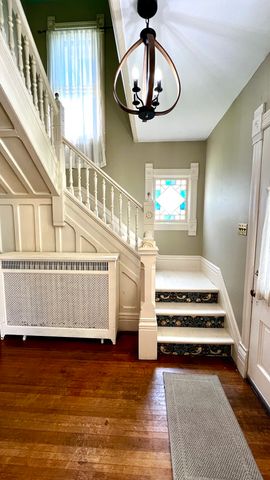 406 S Genesee Street, Morrison, IL 61270