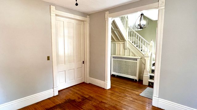 406 S Genesee Street, Morrison, IL 61270