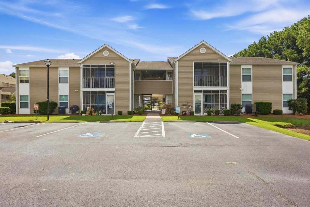 1925 Bent Grass Dr Apt C, Surfside Beach, SC 29575 — exterior