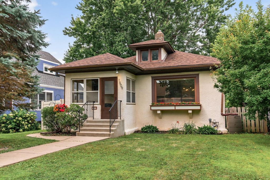 1609 Huron Street, Saint Paul, MN 55108