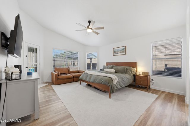 10414 W DALEY Lane, Peoria, AZ 85383