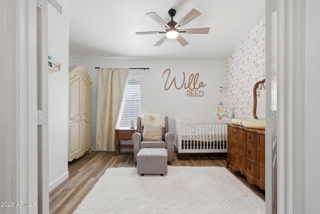 10414 W DALEY Lane, Peoria, AZ 85383