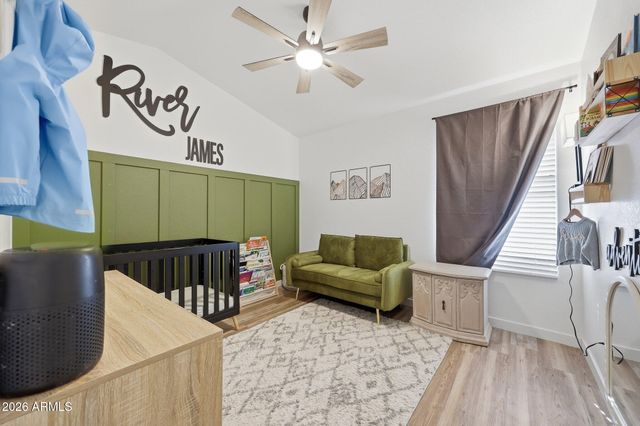 10414 W DALEY Lane, Peoria, AZ 85383