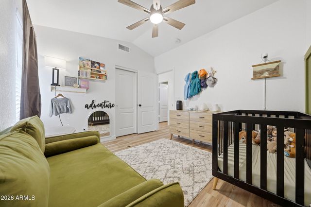 10414 W DALEY Lane, Peoria, AZ 85383