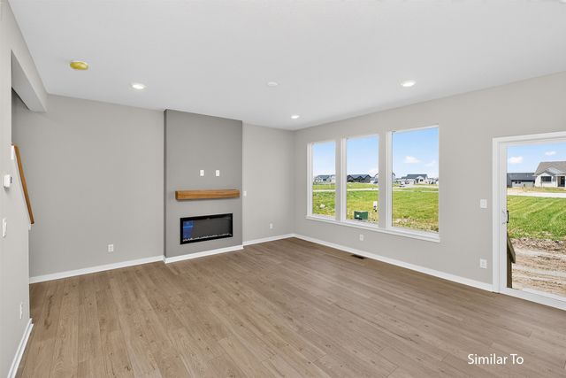 3401 SE Bannister Drive, Ankeny, IA 50021