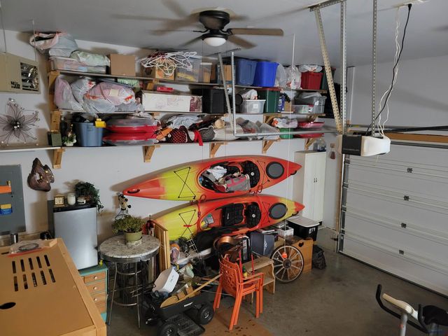 1252 JUNEAU DR, Box Elder, SD 57719