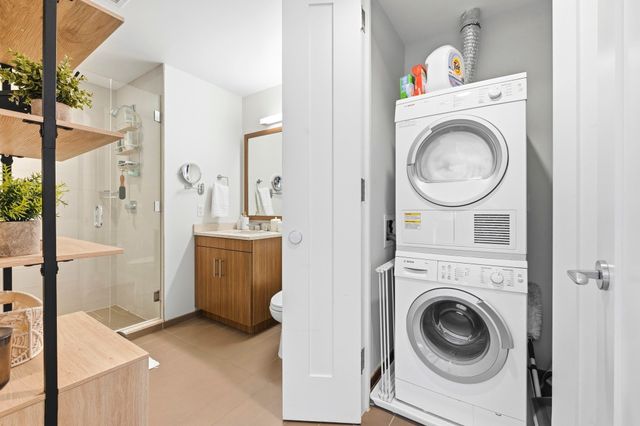 580 Washington St 1207, Boston, MA 02111