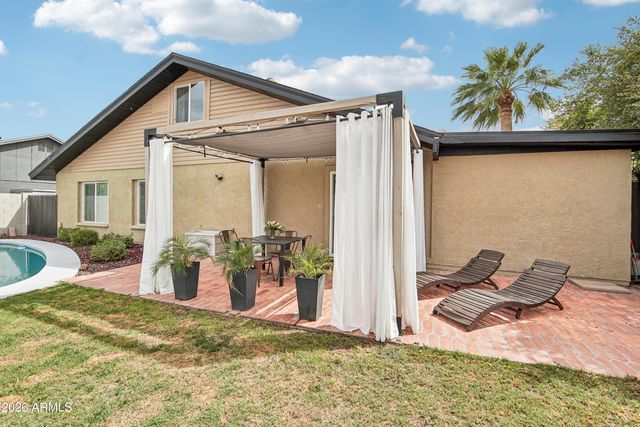 2644 E SYLVIA Street, Phoenix, AZ 85032