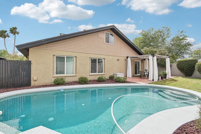 2644 E SYLVIA Street, Phoenix, AZ 85032