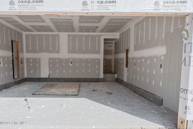 229 Telluride Court, Aberdeen, NC 28315