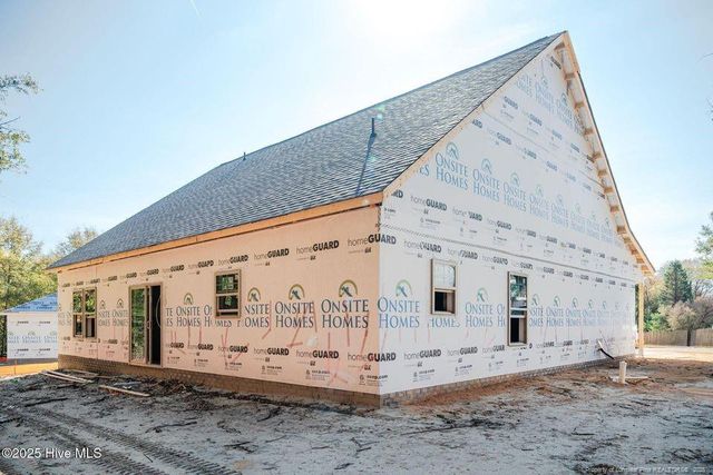 229 Telluride Court, Aberdeen, NC 28315