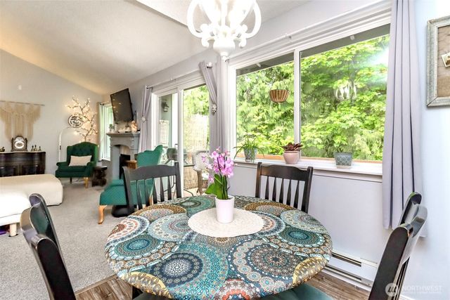 2949 Mile Hill Drive SE #C7, Port Orchard, WA 98366