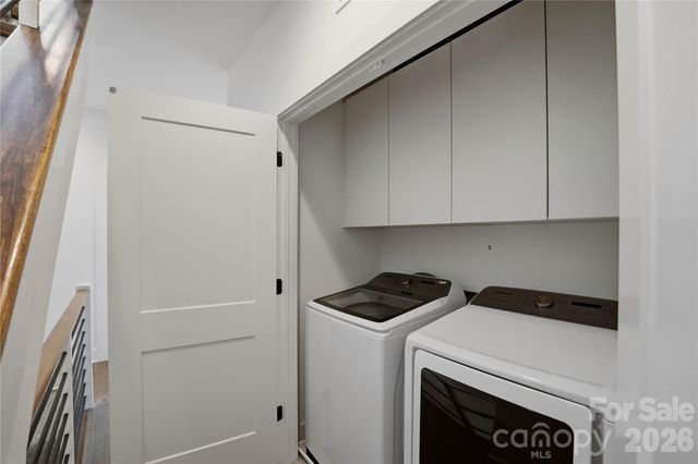 1004 Westbrook Drive B, Charlotte, NC 28202