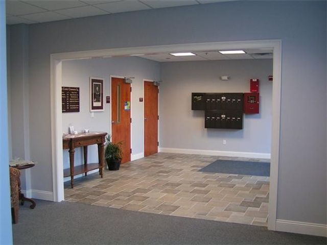 9 Summer St, Franklin, MA 02038