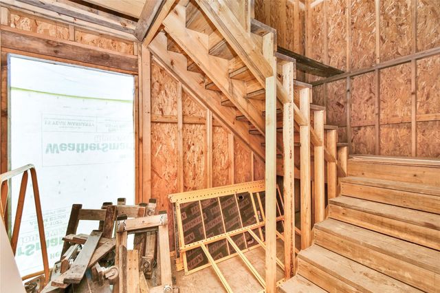 93 Road 5101, Cleveland, TX 77327