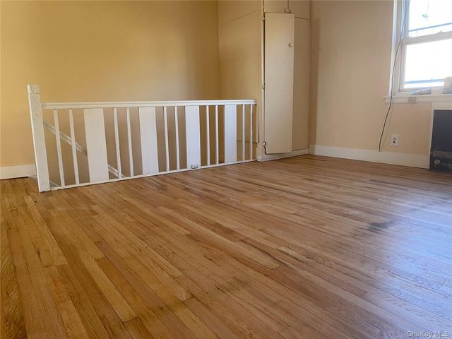 214-11B Hillside Avenue 2nd Fl, Queens Village, NY 11427