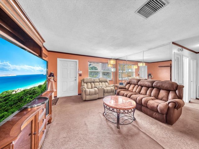 4212 NW 47th Court, Tamarac, FL 33319