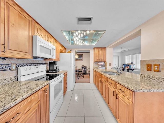 4212 NW 47th Court, Tamarac, FL 33319