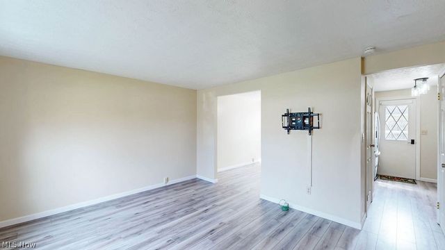 4625 Cox Drive B, Stow, OH 44224