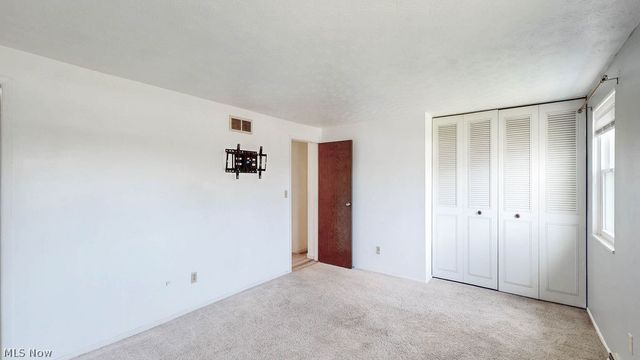 4625 Cox Drive B, Stow, OH 44224