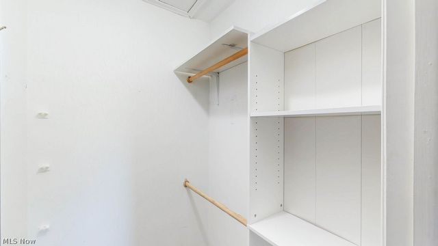 4625 Cox Drive B, Stow, OH 44224