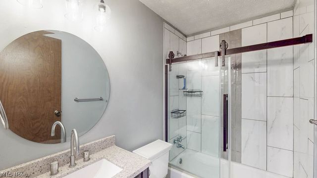 4625 Cox Drive B, Stow, OH 44224