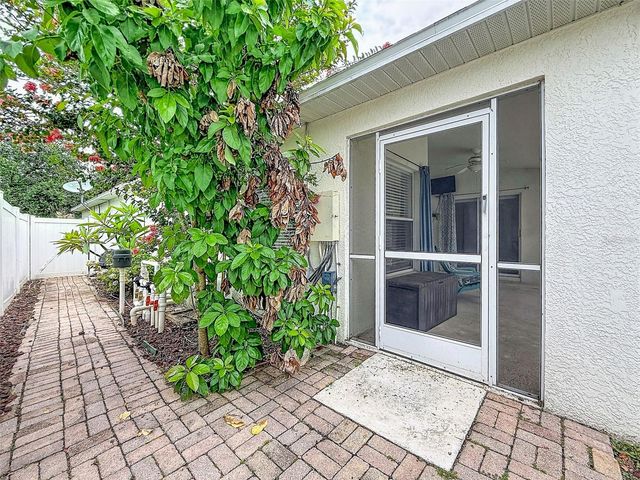 2003 BERRY LAKE DRIVE, Brandon, FL 33510