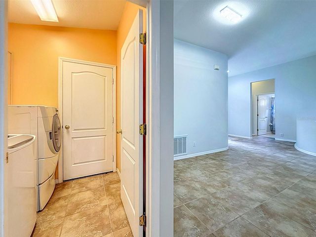 2003 BERRY LAKE DRIVE, Brandon, FL 33510