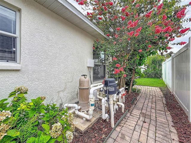 2003 BERRY LAKE DRIVE, Brandon, FL 33510