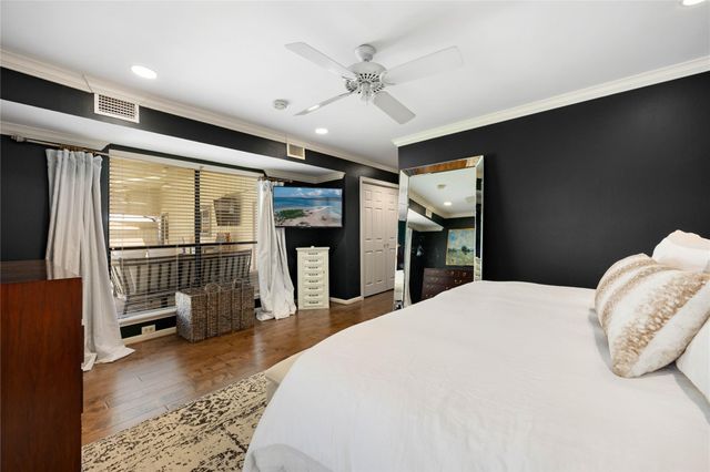 2723 Kismet Lane, Houston, TX 77043