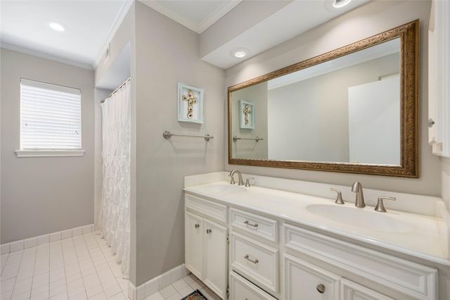 2723 Kismet Lane, Houston, TX 77043