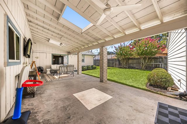 2723 Kismet Lane, Houston, TX 77043