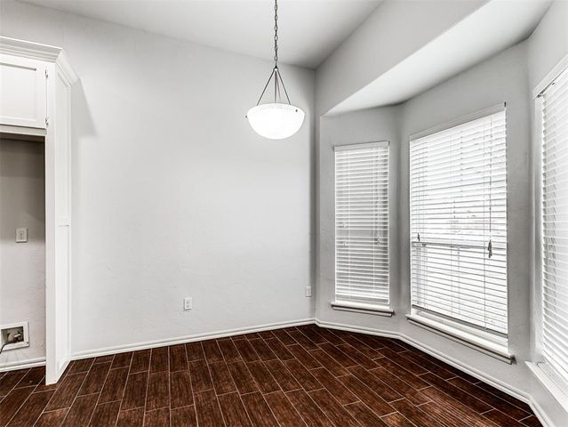 10736 SW 35th Street, Yukon, OK 73099