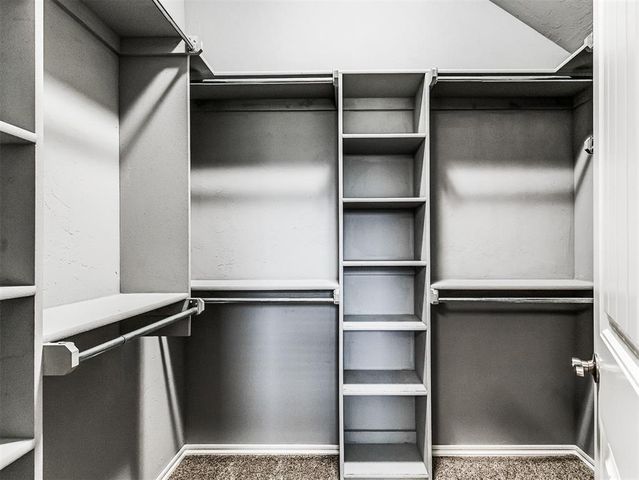 10736 SW 35th Street, Yukon, OK 73099