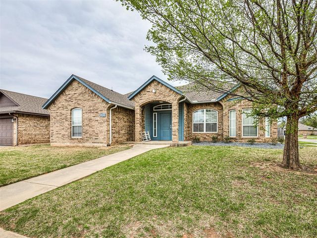 10736 SW 35th Street, Yukon, OK 73099