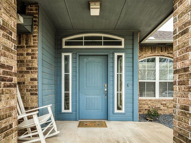 10736 SW 35th Street, Yukon, OK 73099