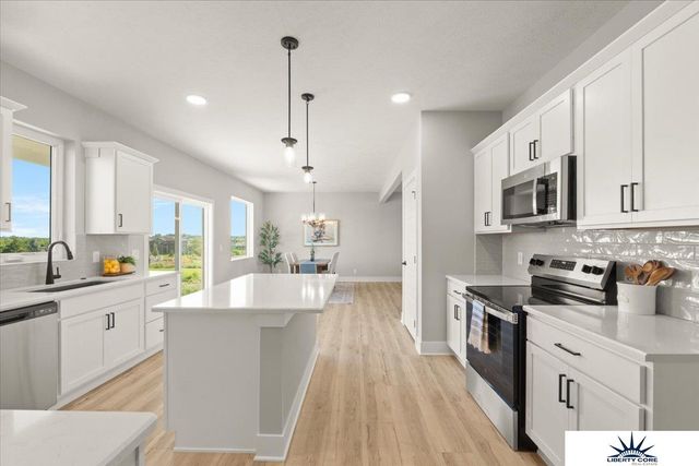 21058 Alex Avenue, Elkhorn, NE 68022