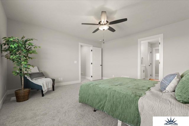 21058 Alex Avenue, Elkhorn, NE 68022