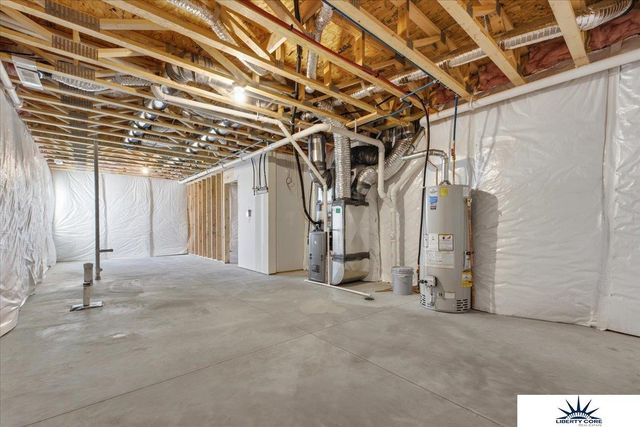 21058 Alex Avenue, Elkhorn, NE 68022