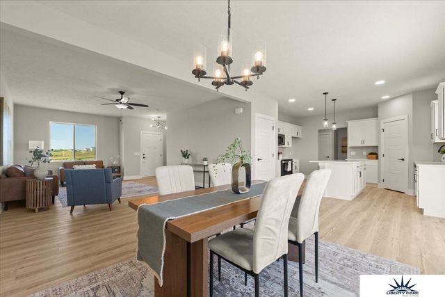 21058 Alex Avenue, Elkhorn, NE 68022