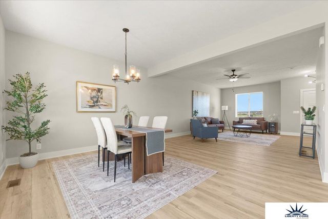 21058 Alex Avenue, Elkhorn, NE 68022